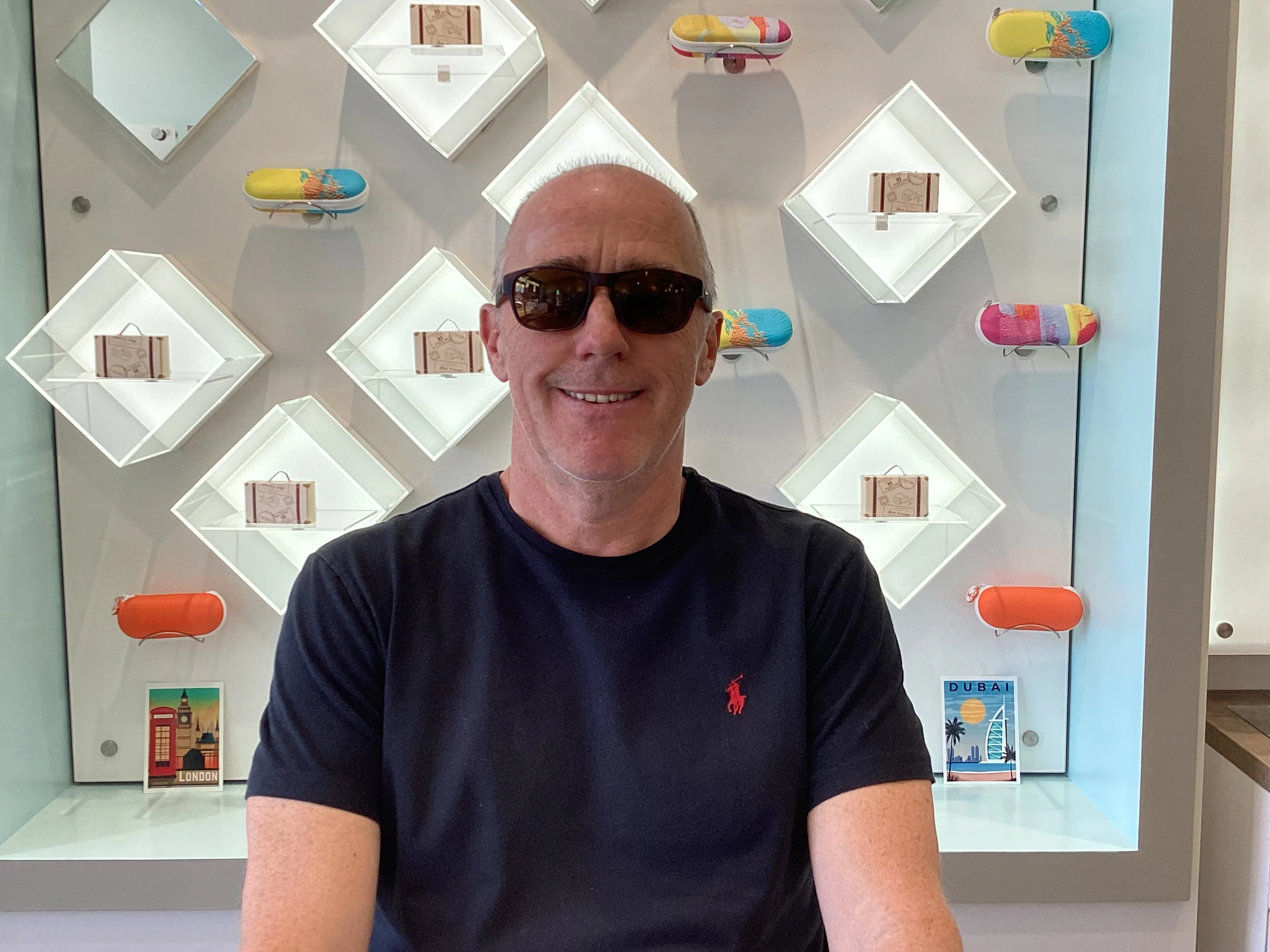 Happy Eyewise patient wearing glasses, photo 50