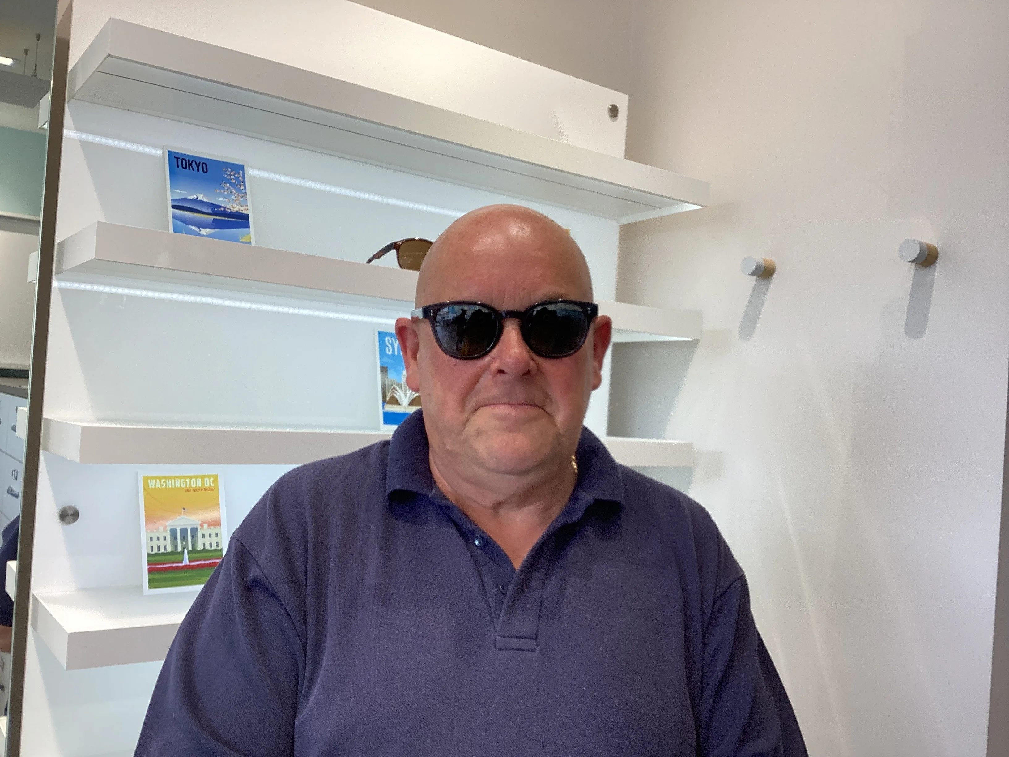 Happy Eyewise patient wearing glasses, photo 51